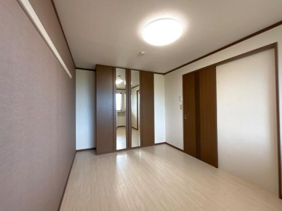 【内装】 | 冨岡ハイツⅢ | 洋室