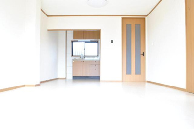 【居間・リビング】 | サニーパレス | リビング