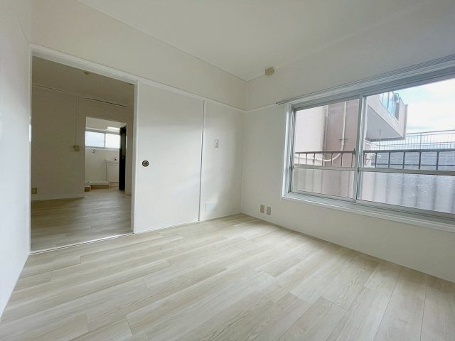 リバーコートの居間・リビング|ゆったりとした居間です