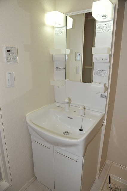 ルシェリア湘南の洗面所