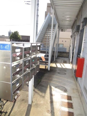 【エントランス】 | クレストルーム