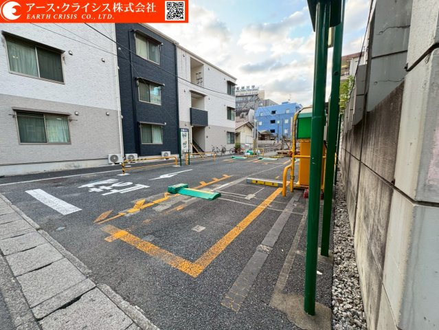 【外観】 | 松戸市小根本 | 松戸駅から徒歩わずか4分。商業地域の利便性を享受しながらも、通りから少し入った穏やかな環境。通勤・通学・買い物が徒歩圏内で完結する、都心隣接の上質なマイホーム用地にいかがでしょうか♪