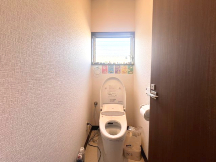 比企郡中古戸建　4年前水廻りリフォーム♪のトイレ