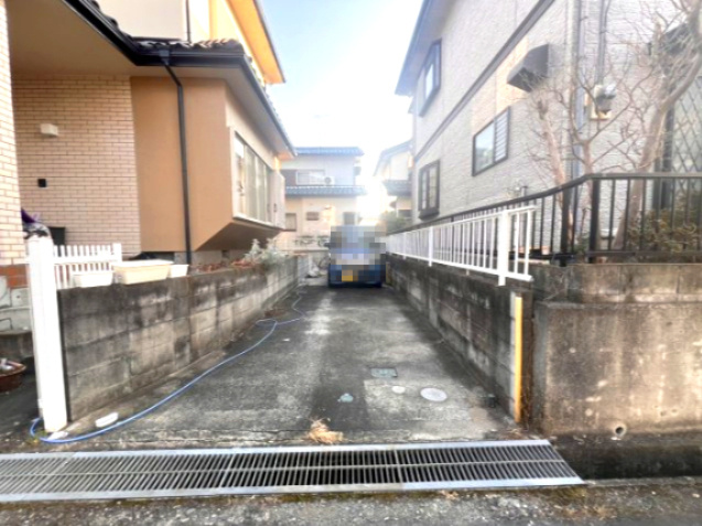 比企郡中古戸建　4年前水廻りリフォーム♪の駐車場