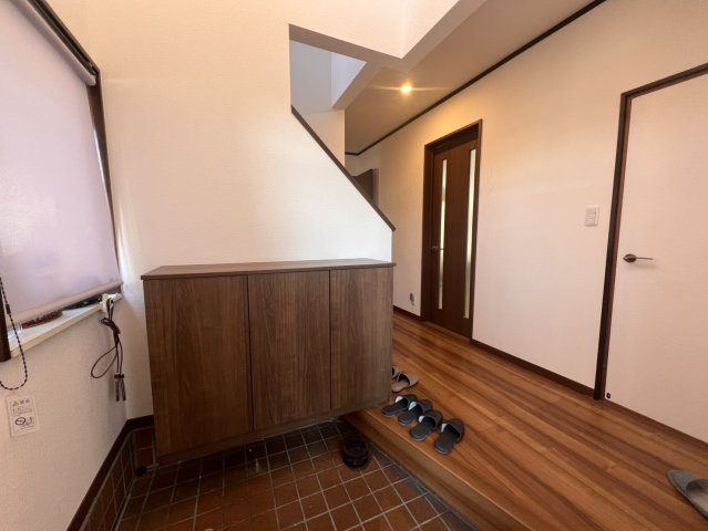 比企郡中古戸建　4年前水廻りリフォーム♪の玄関