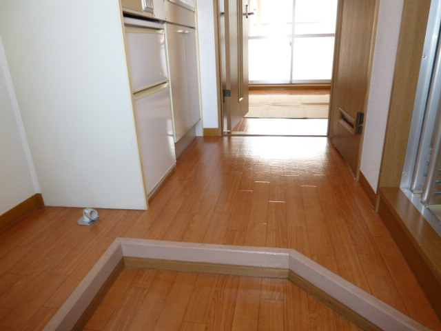 ミヨシマンション幸の玄関