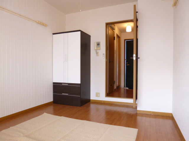 ミヨシマンション幸の寝室|洋室