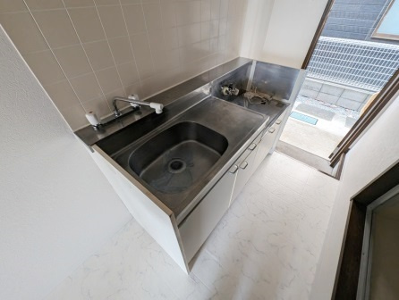 ファミーユ友光のキッチン|※別部屋写真