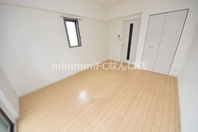 フォレスター一樹の寝室