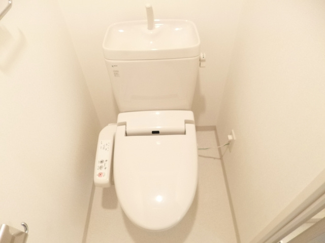 プリムヴェール西尾久のトイレ|ウォシュレット付のトイレ！