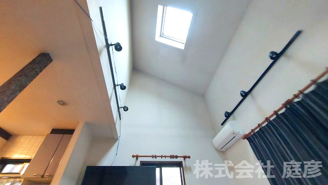 【居間・リビング】の画像