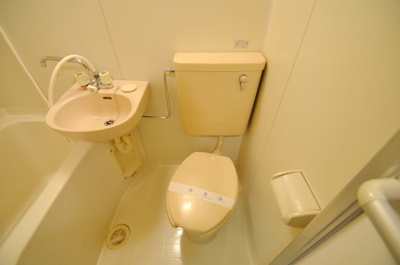 【玄関】 | シュテルン和光