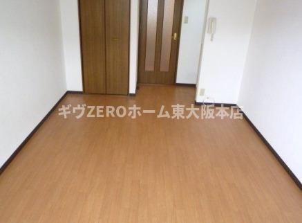 SENTIA八戸ノ里の居間・リビング