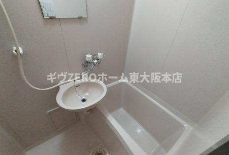 SENTIA八戸ノ里の浴室