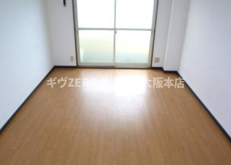 SENTIA八戸ノ里の居間・リビング