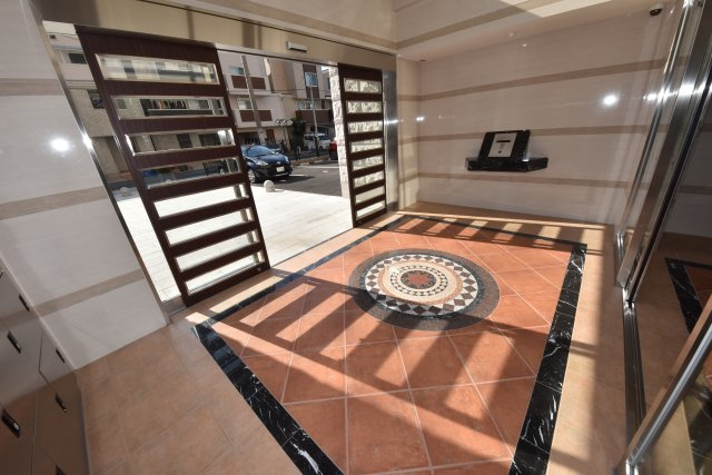 ラグゼ難波西Ⅲ