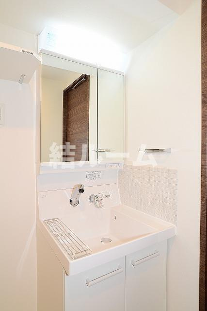 豊島区東池袋５丁目の賃貸マンションの洗面所