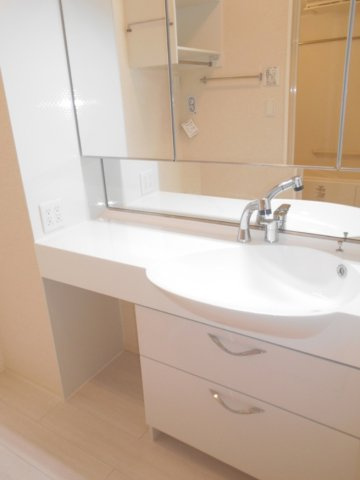 アリスの独立洗面台