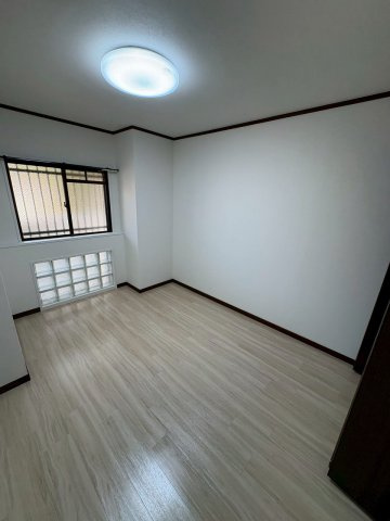 スワンマンション今宿の洋室|洋室５帖