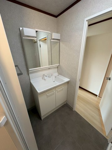 スワンマンション今宿の独立洗面台