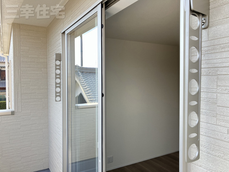 碧南市岬町の設備|バルコニーには物干し設備あります！