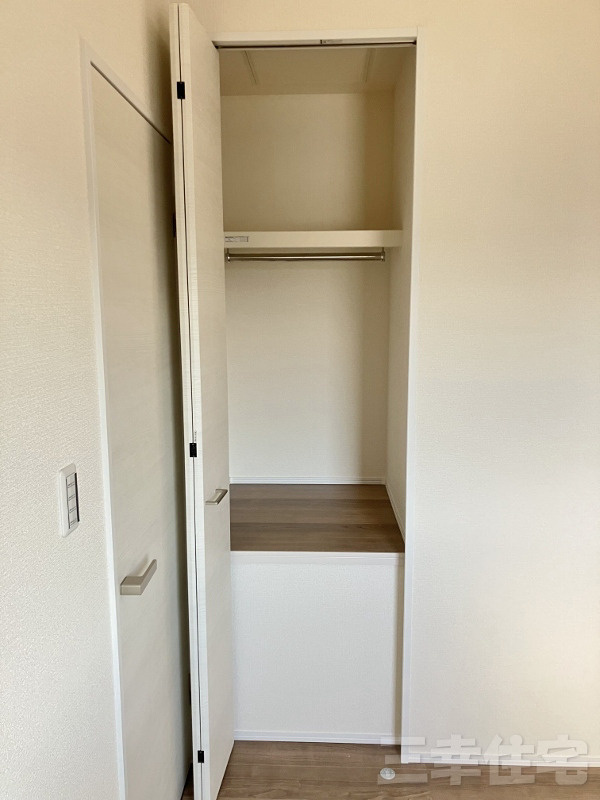 碧南市岬町の収納|洋室収納