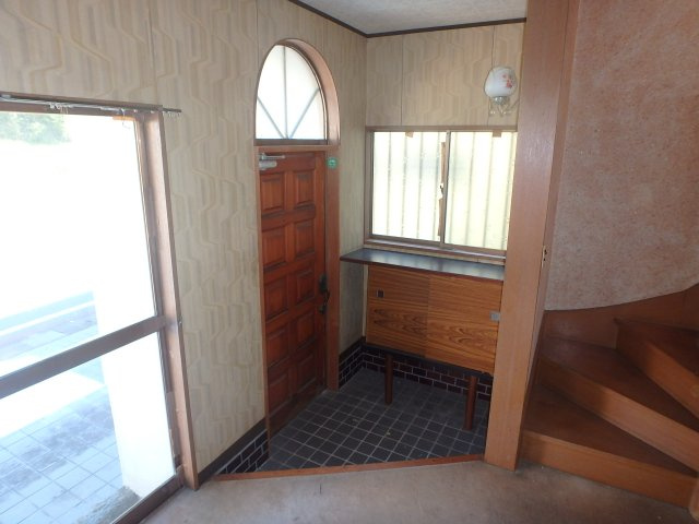 S1745H　立野中古住宅の玄関