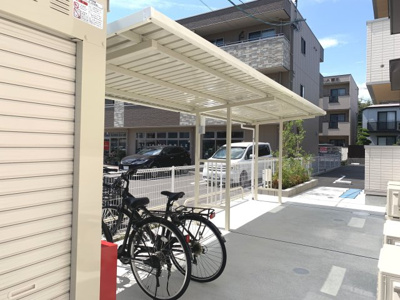 【その他】 | トリシア南蔵王 | 屋根付き駐輪場