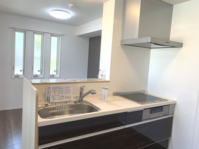 【キッチン】 | トリシア南蔵王 | カウンターキッチン