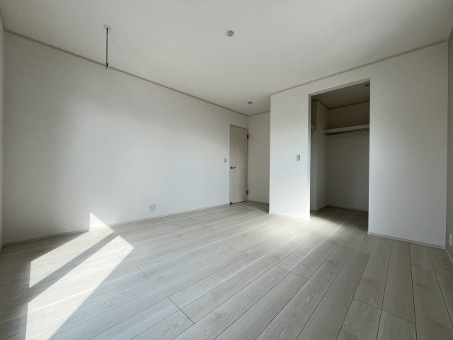 【寝室】 | 深谷市宿根　　新築戸建　　全5区画　4号棟