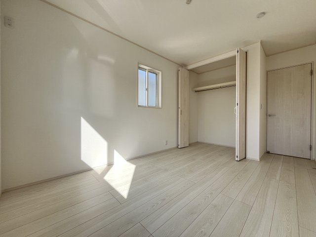 【洋室】 | 深谷市宿根　　新築戸建　　全5区画　4号棟