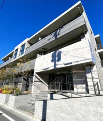 【外観】 | パレステージ鷺宮 | 鉄筋コンクリート造のがっちりとした建物。