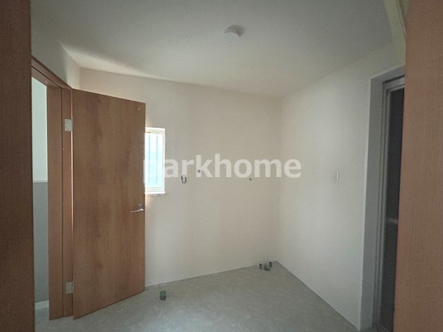 土佐市高岡町甲　中古戸建ての独立洗面台|同仕様写真