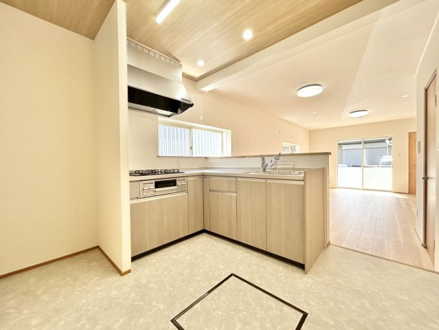 土佐市高岡町甲　中古戸建ての独立洗面台|2026.3上旬リフォーム中