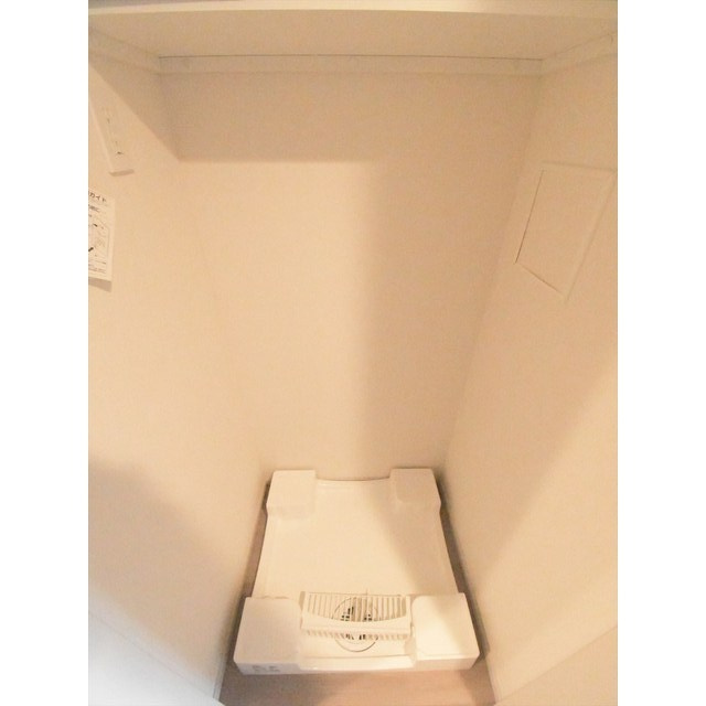 コスモグラシア池田山のその他|室内洗濯機置場