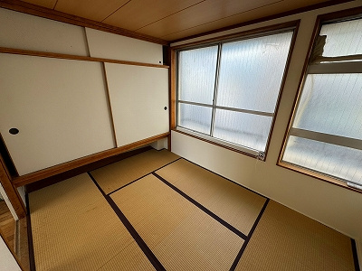 松屋ビルの和室