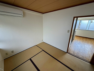松屋ビルの和室
