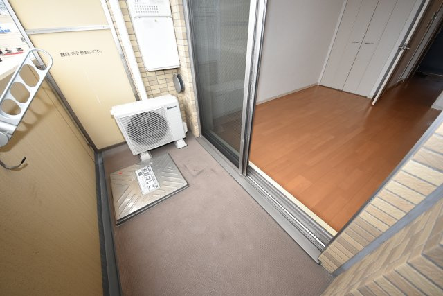 プレサンス難波リバーオアシスのバルコニー