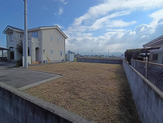 西条市石田318-13　3号地の外観