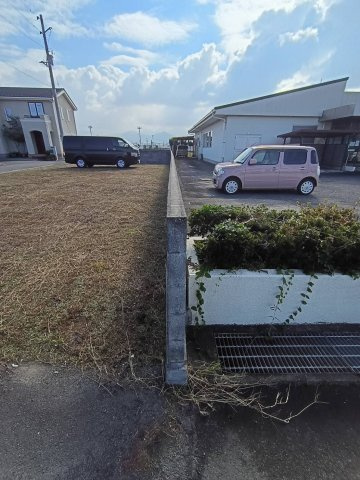 西条市石田318-14　4号地の外観