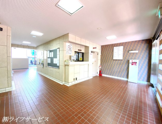 【エントランス】 | レックスタウン新高１号館 | エントランスホール