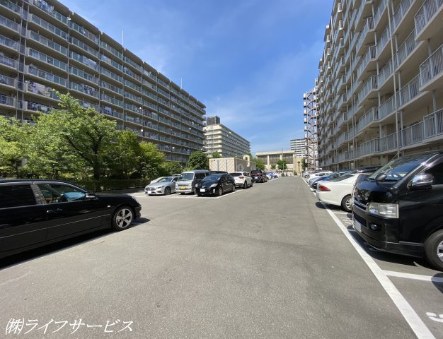 【駐車場】 | レックスタウン新高１号館 | 駐車場