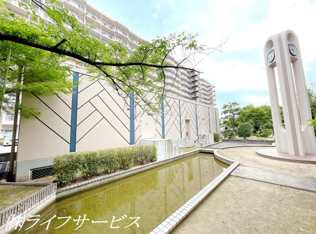 【その他共用部分】 | レックスタウン新高１号館 | 防災備蓄倉庫