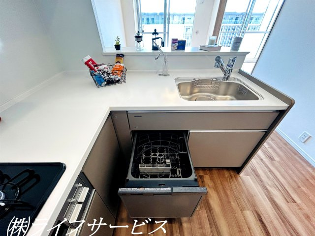 【キッチン】 | レックスタウン新高１号館 | システムキッチン／ビルトイン食器洗浄乾燥機付で後片付けもらくらく！