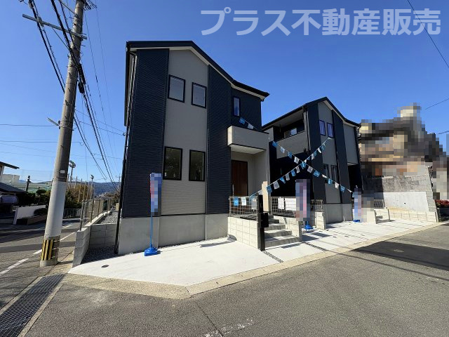 【外観】 | 春日市一の谷5丁目2期　3号棟（全4棟）【仲介手数料無料・0円】 | 完成イメージの外観パースです。