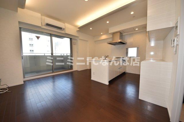 大阪市西区江戸堀３丁目の賃貸マンションの居間・リビング