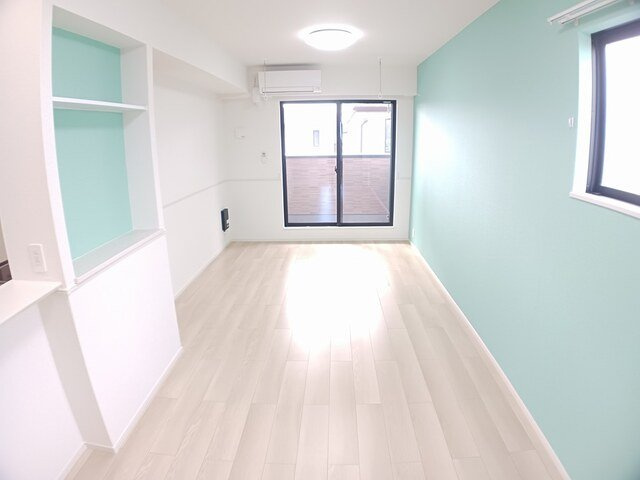 モナ　ｂの居間・リビング