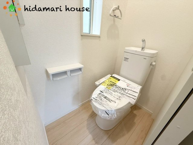 西区土屋第3　新築戸建　クレイドルガーデン01のトイレ