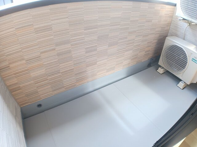 モナ　ａのバルコニー