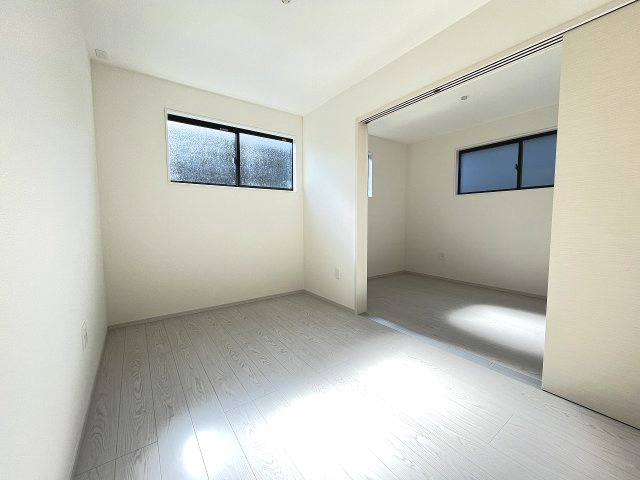 【子供部屋】 | 春日市一の谷5丁目2期　4号棟（全4棟）【仲介手数料無料・0円】 | 施工例。施工例は完成時と異なる場合があります。